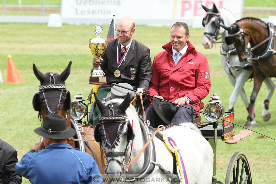 Závody spřežení Topoľčianky 2016